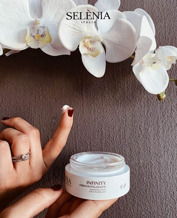 Crema revitalizanta Infinity