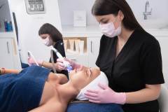 Dermovacuum - Drenaj facial pe baza de vacuum usor si fotobiostimulare Selenia XSkin